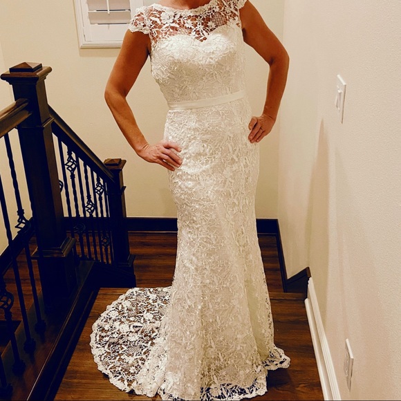 bonnie bridal Dresses & Skirts - Mermaid Scoop Neck Sweep Train Wedding Dress